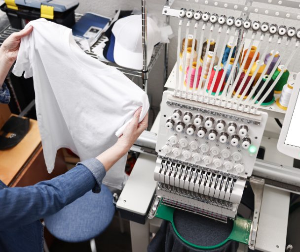 G&M T-Shirts Screen Printing and Embroidery Workshop Orlando